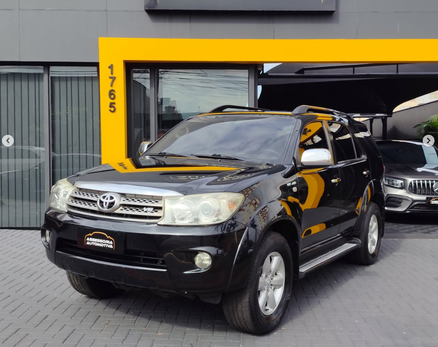 Toyota Fortuner SRV V6 2009